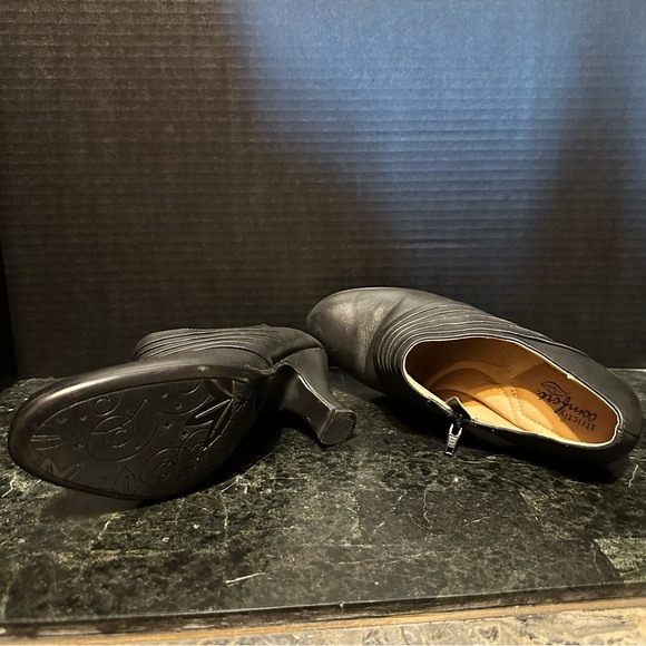 Strictly Comfort Leather Zipper Boot Heel So Comfy! Size 9 - Picture 5 of 9